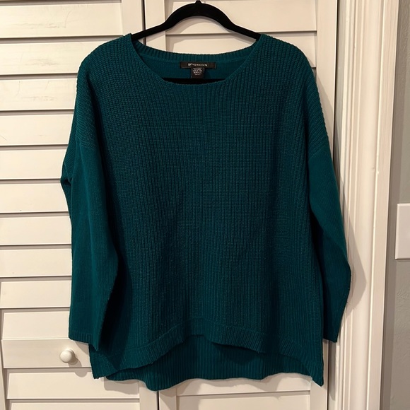 Blue green colored basic sweater by 89th & Madison - Picture 1 of 2